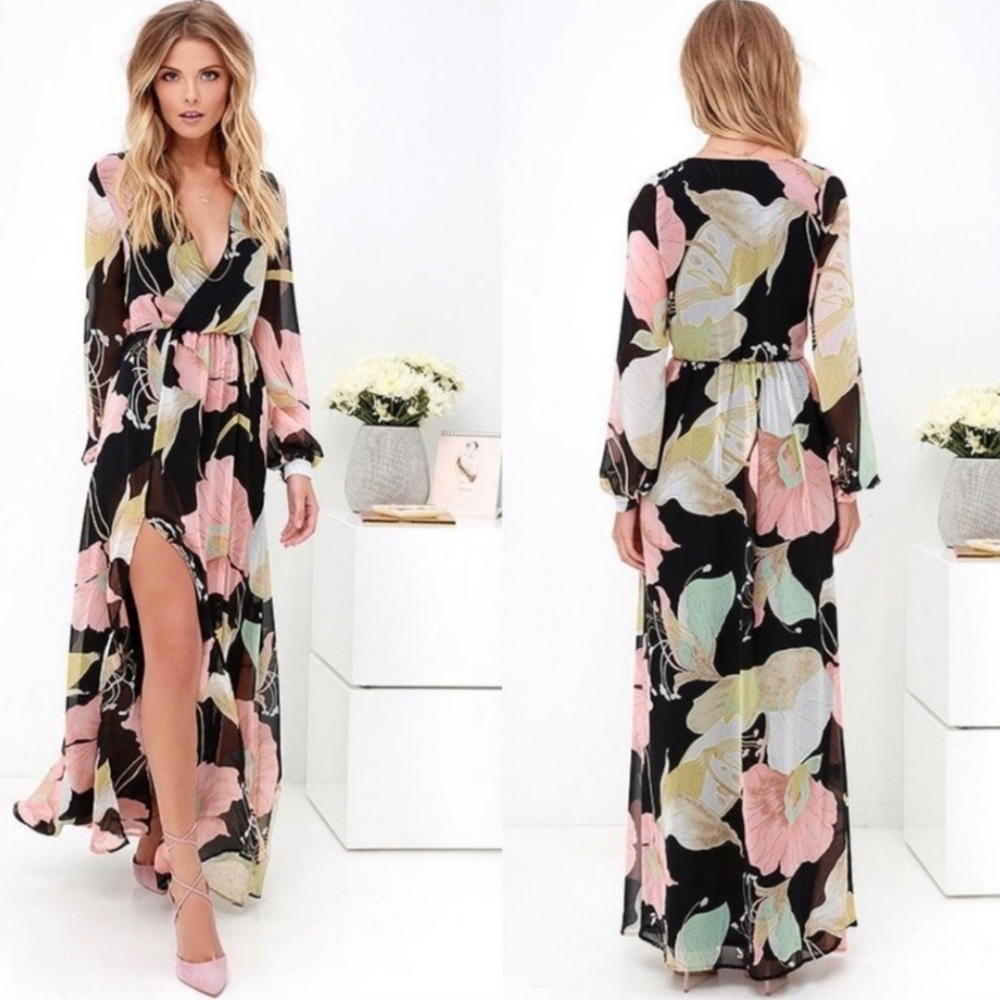 Like New Lulus Floral Maxi Dress